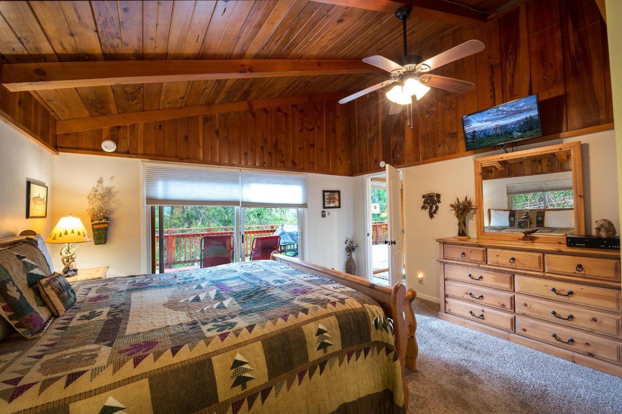 Sierra Springs Villa Oakhurst Exterior photo